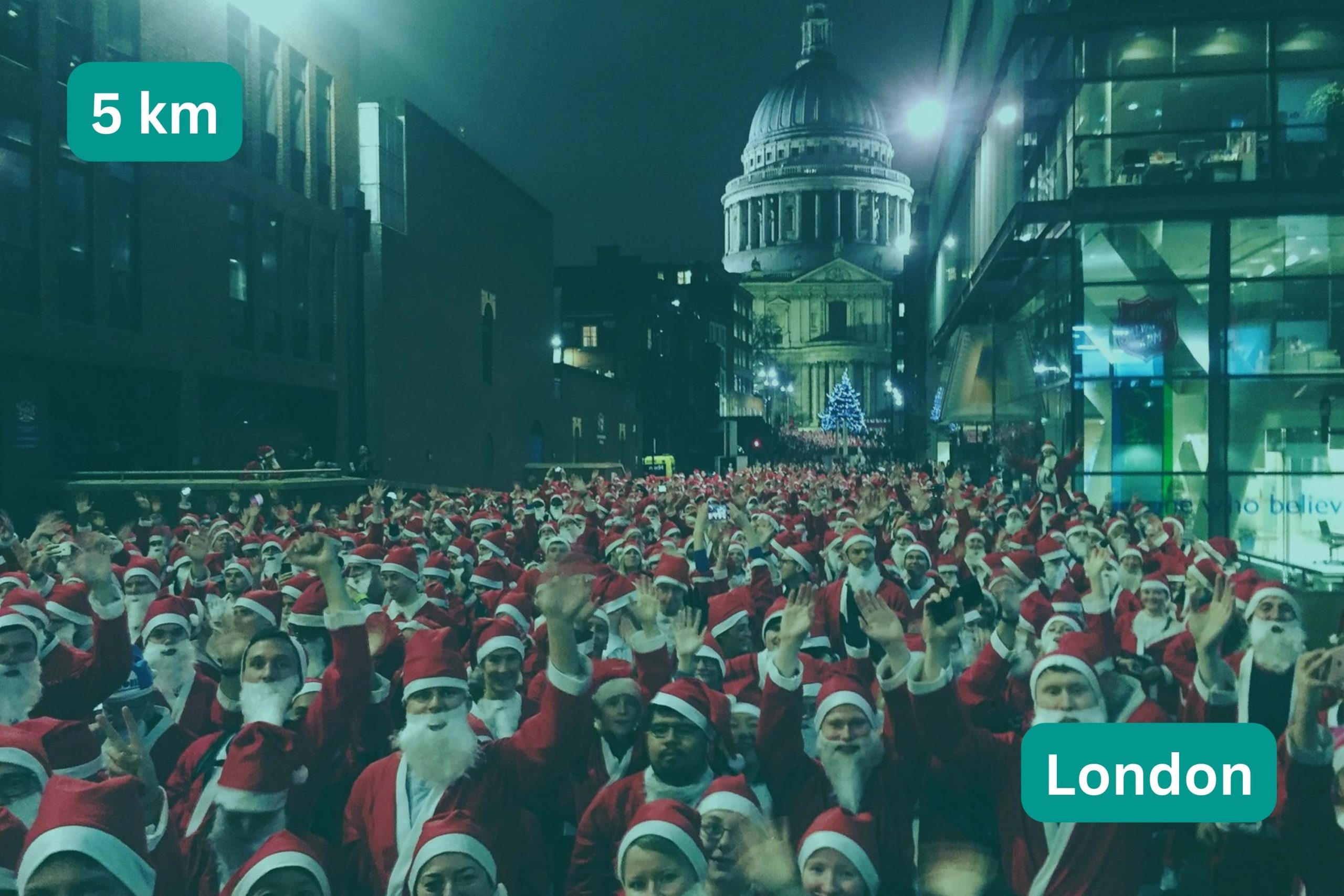 a mass of people dressed as santa in front of st pauls catherdral with the title text: 5 km, London